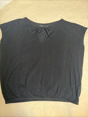 Prana Black Short-Sleeve Tie-Neck Pleated Front Top Small